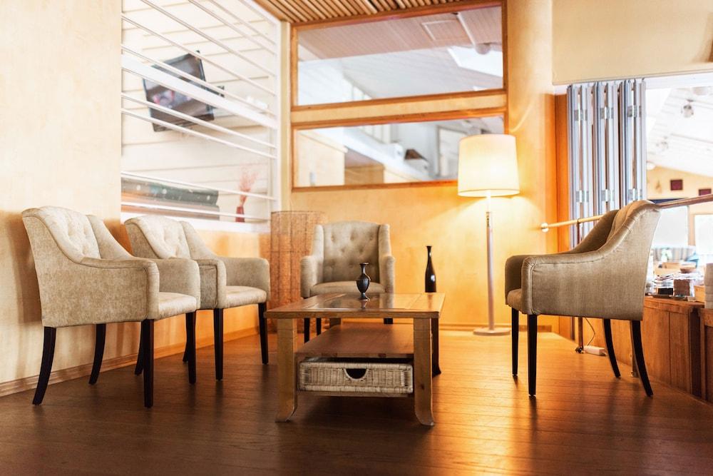 Hotel Kalevala クフモ エクステリア 写真