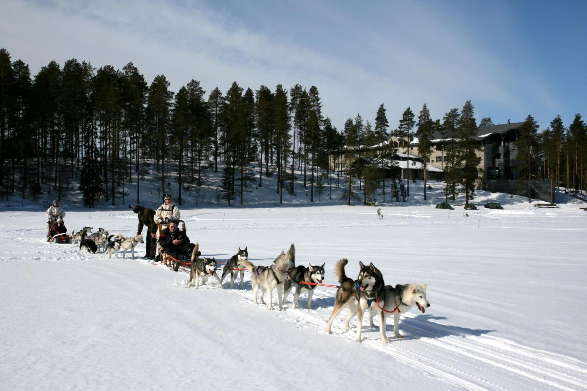 Hotel Kalevala クフモ エクステリア 写真