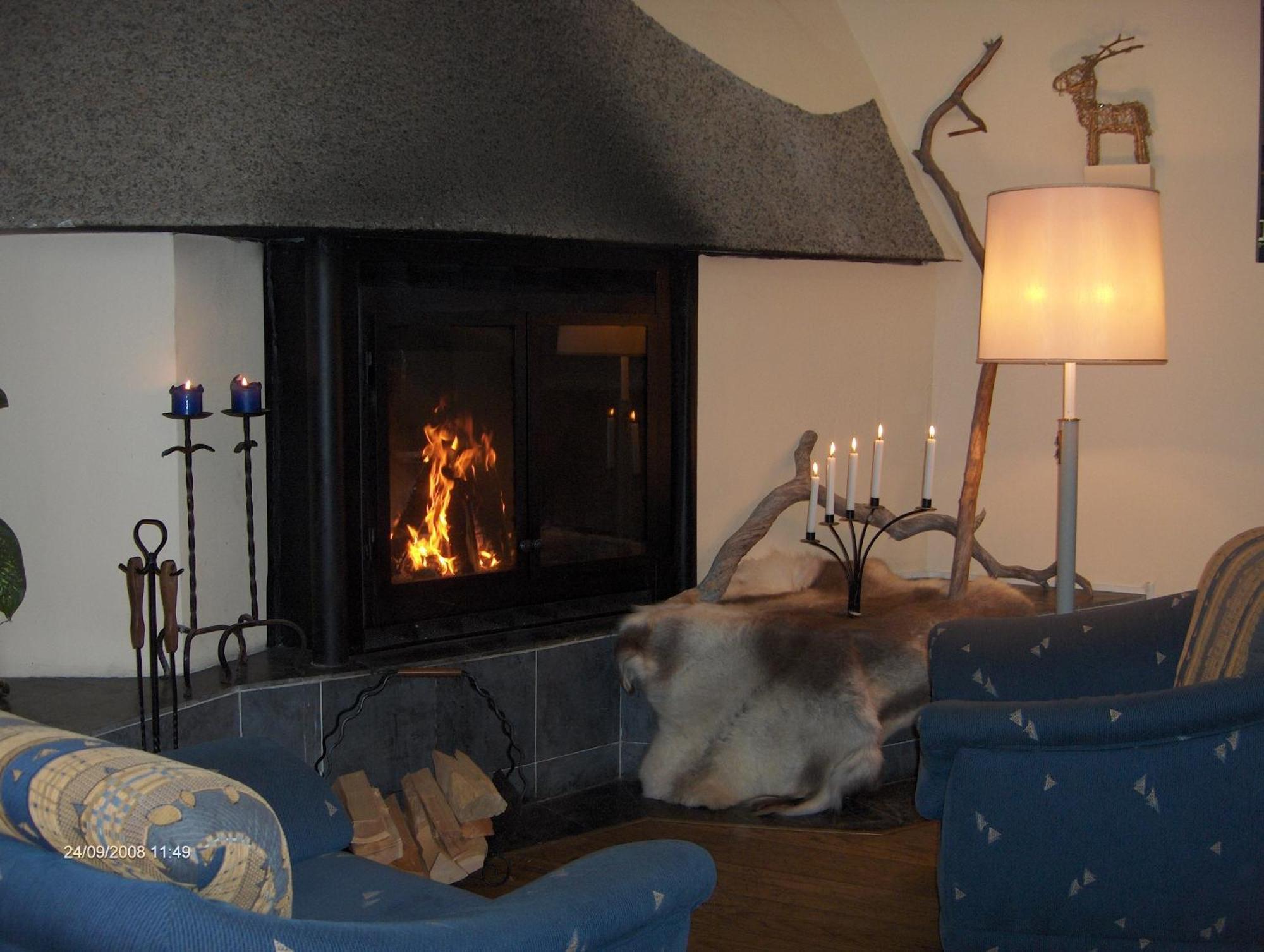 Hotel Kalevala クフモ エクステリア 写真