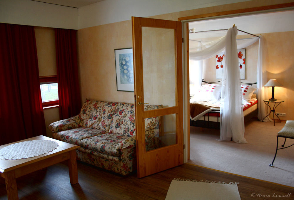 Hotel Kalevala クフモ エクステリア 写真