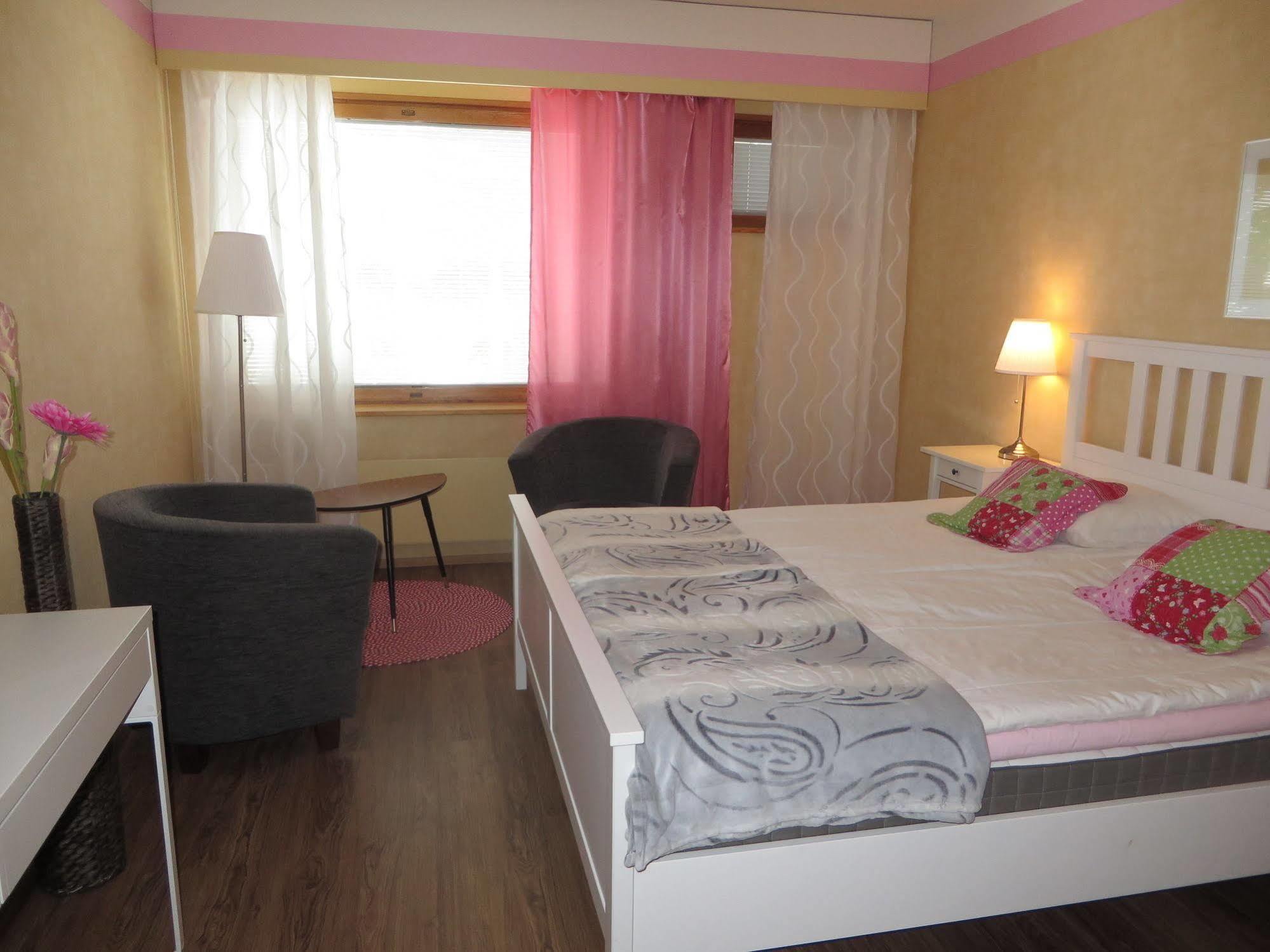 Hotel Kalevala クフモ エクステリア 写真