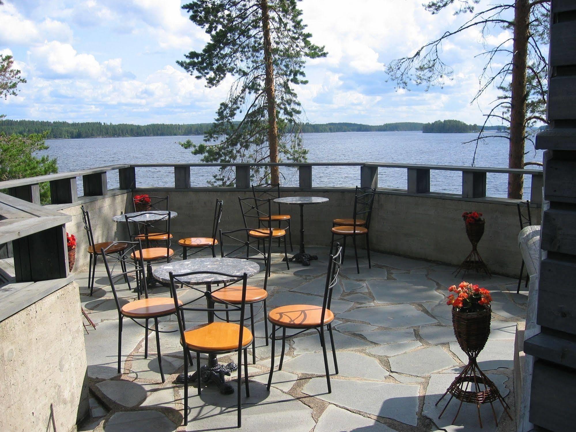 Hotel Kalevala クフモ エクステリア 写真
