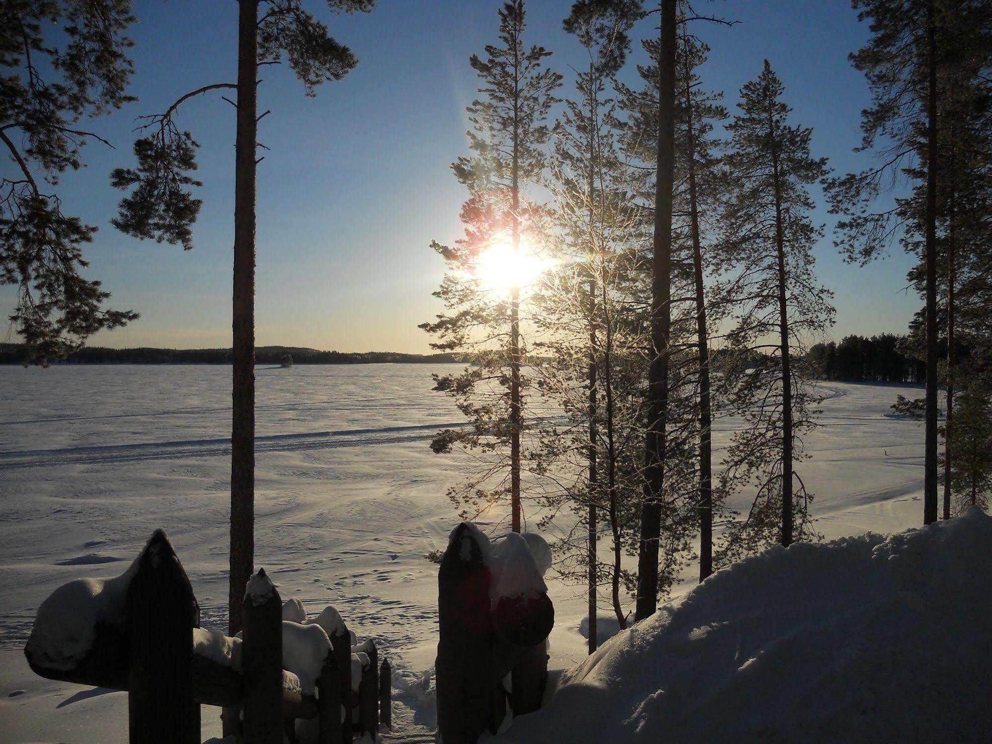 Hotel Kalevala クフモ エクステリア 写真